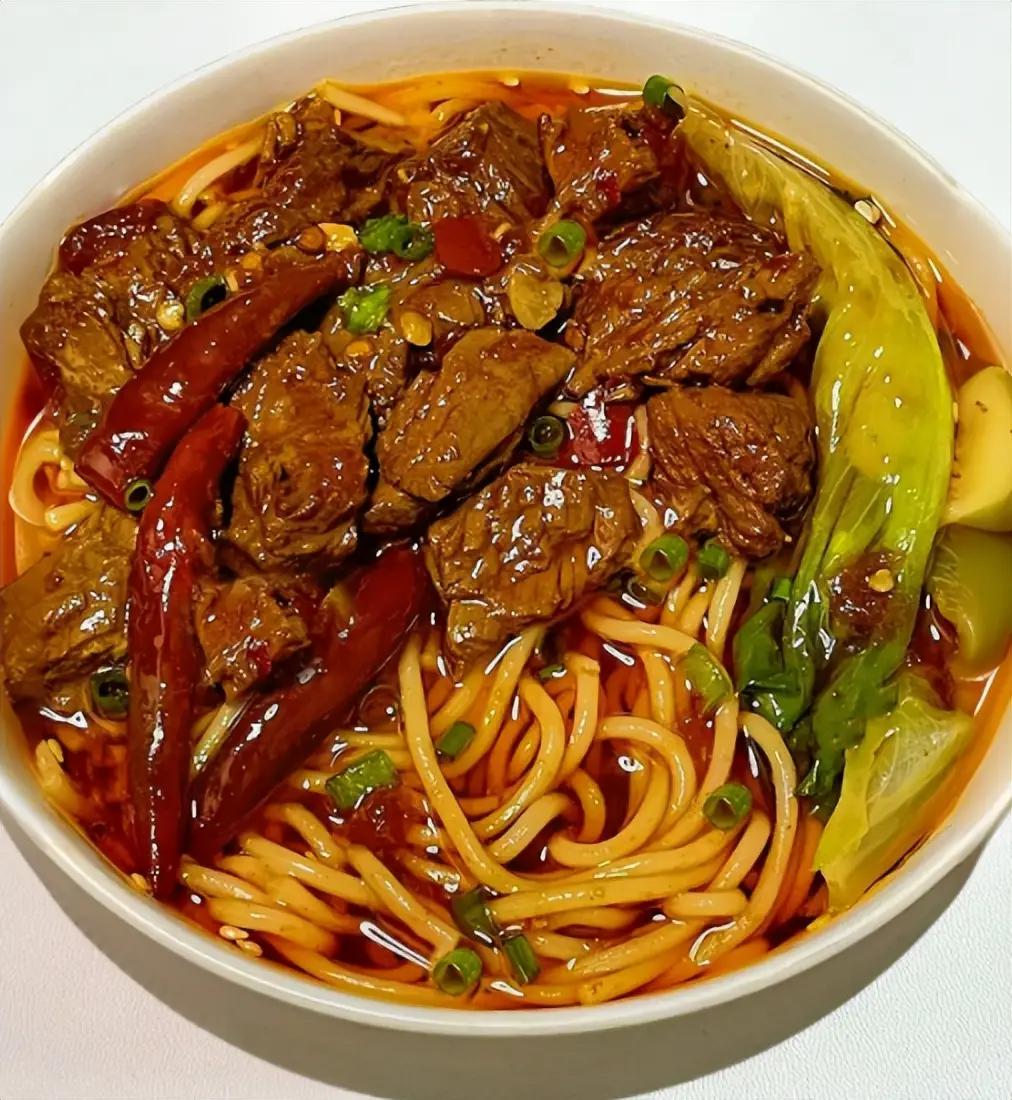 大方简洁的牛肉面馆名字